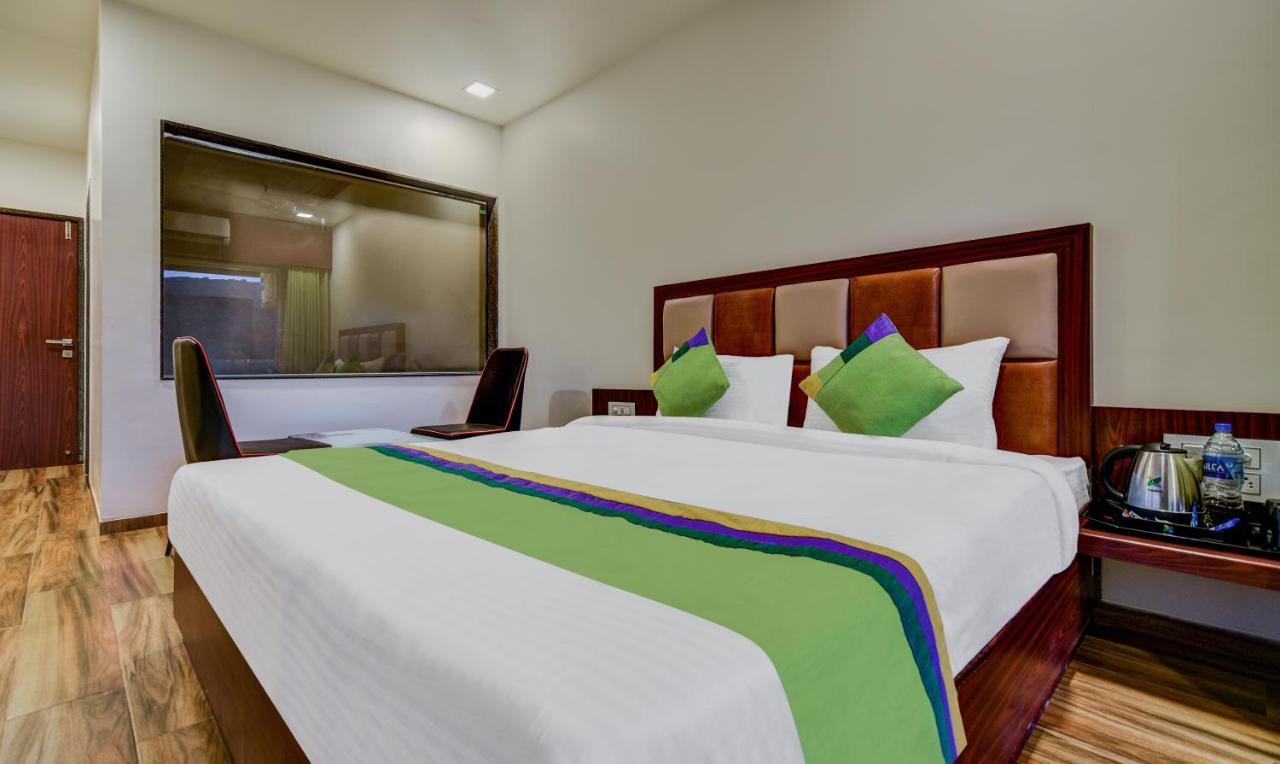 Treebo Trend Khushi River Side Retreat Hotel Mahabaleshwar Ngoại thất bức ảnh